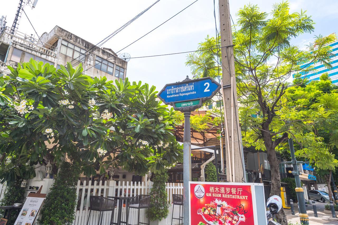 Naratel Hostel Bangkok Exterior photo